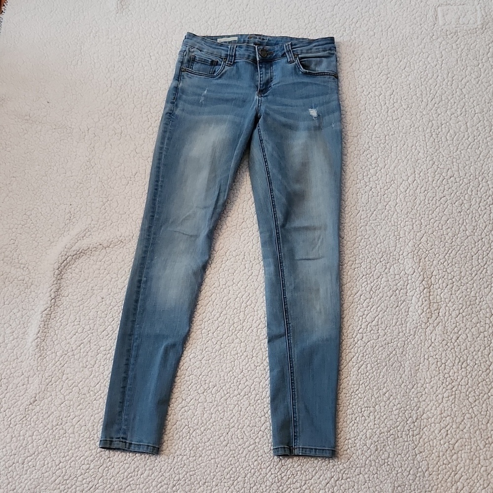 Kut from the Kloth Mia toothpick skinny Distressed jeans